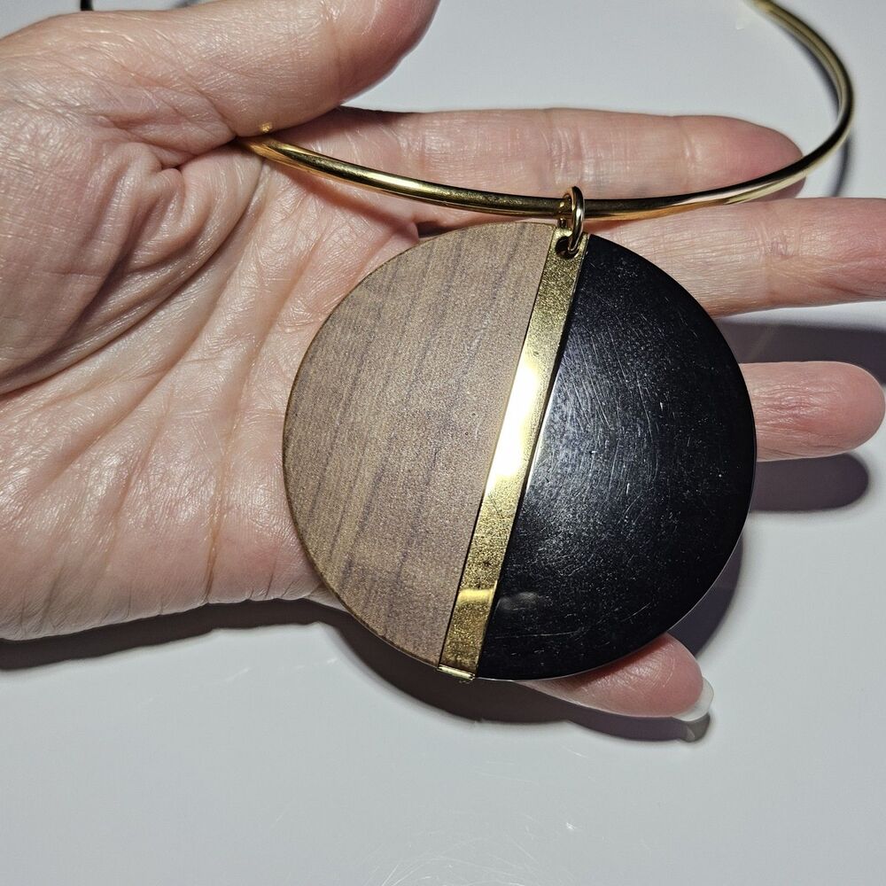 Michael Kors Gold Tone Black Brown Circular Pendant Choker Necklace 15"